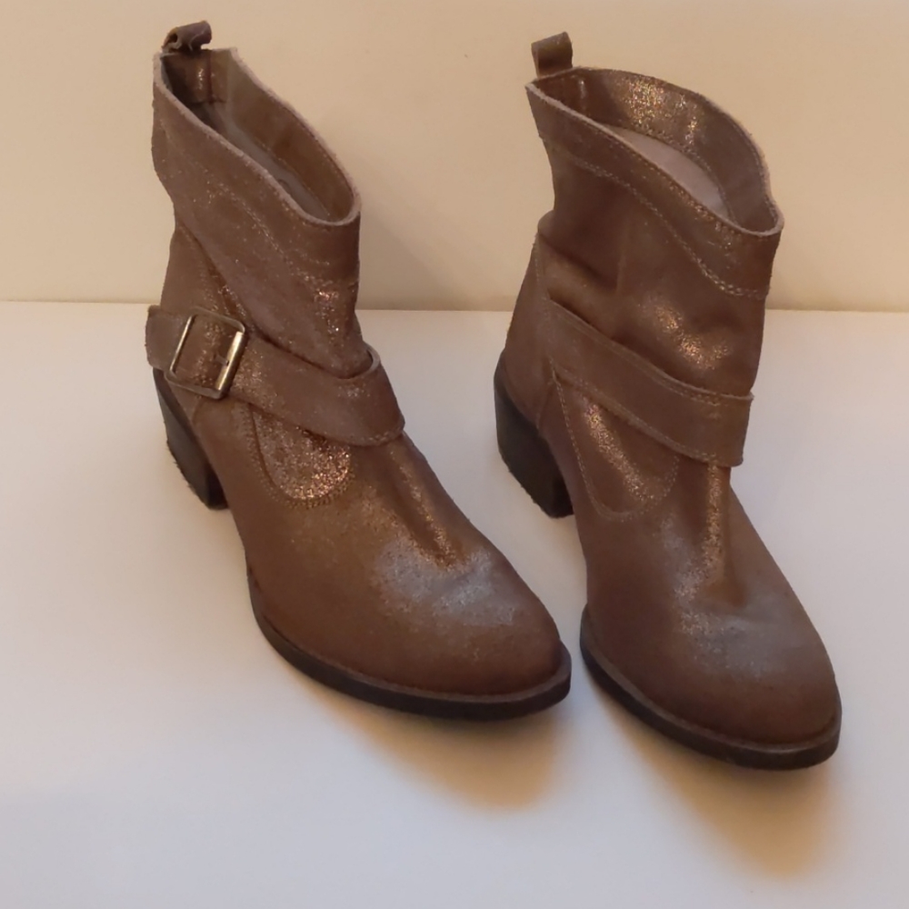 Naughty Monkey gold leather booties-sz 9